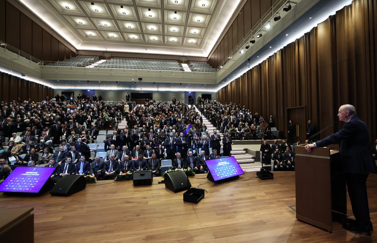 AK PARTİ ŞANLIURFA (@akpartiurfa) on Twitter photo İl Başkanımız <a href="/milhamigunbegi/">Mehmet İlhami GÜNBEGİ</a>, İl Kadın Kolları Başkanımız <a href="/ZehraAy0663/">Zehra Ay</a> ve İl Gençlik Kolları Başkanımız <a href="/furkankucukk_/">Furkan KÜÇÜK</a>, Cumhurbaşkanımız Sayın <a href="/RTErdogan/">Recep Tayyip Erdoğan</a>'ın teşrifleriyle yapılan AK Parti 169. Genişletilmiş İl Başkanları Toplantısına katıldılar.
Cumhurbaşkanımız Sayın Recep İl Başkanımız <a href="/milhamigunbegi/">Mehmet İlhami GÜNBEGİ</a>, İl Kadın Kolları Başkanımız <a href="/ZehraAy0663/">Zehra Ay</a> ve İl Gençlik Kolları Başkanımız <a href="/furkankucukk_/">Furkan KÜÇÜK</a>, Cumhurbaşkanımız Sayın <a href="/RTErdogan/">Recep Tayyip Erdoğan</a>'ın teşrifleriyle yapılan AK Parti 169. Genişletilmiş İl Başkanları Toplantısına katıldılar.
Cumhurbaşkanımız Sayın Recep