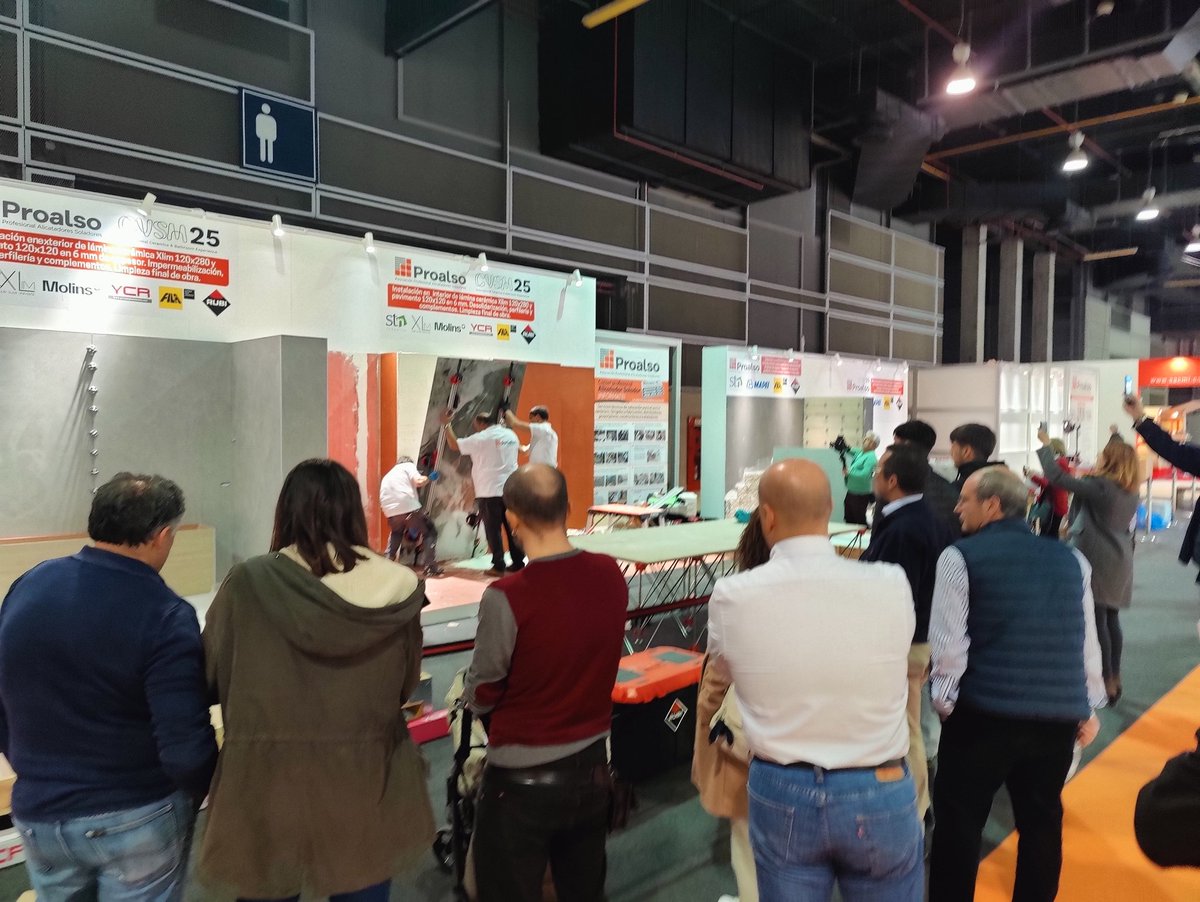 Proalso's tweet image. XXIV Encuentro de Colocadores en @Cevisama con los profesionales de Proalso y el Primer Concurso Nacional de Colocación Cerámica para alumnos de Formación Profesional de Stand E30 pabellón 4.