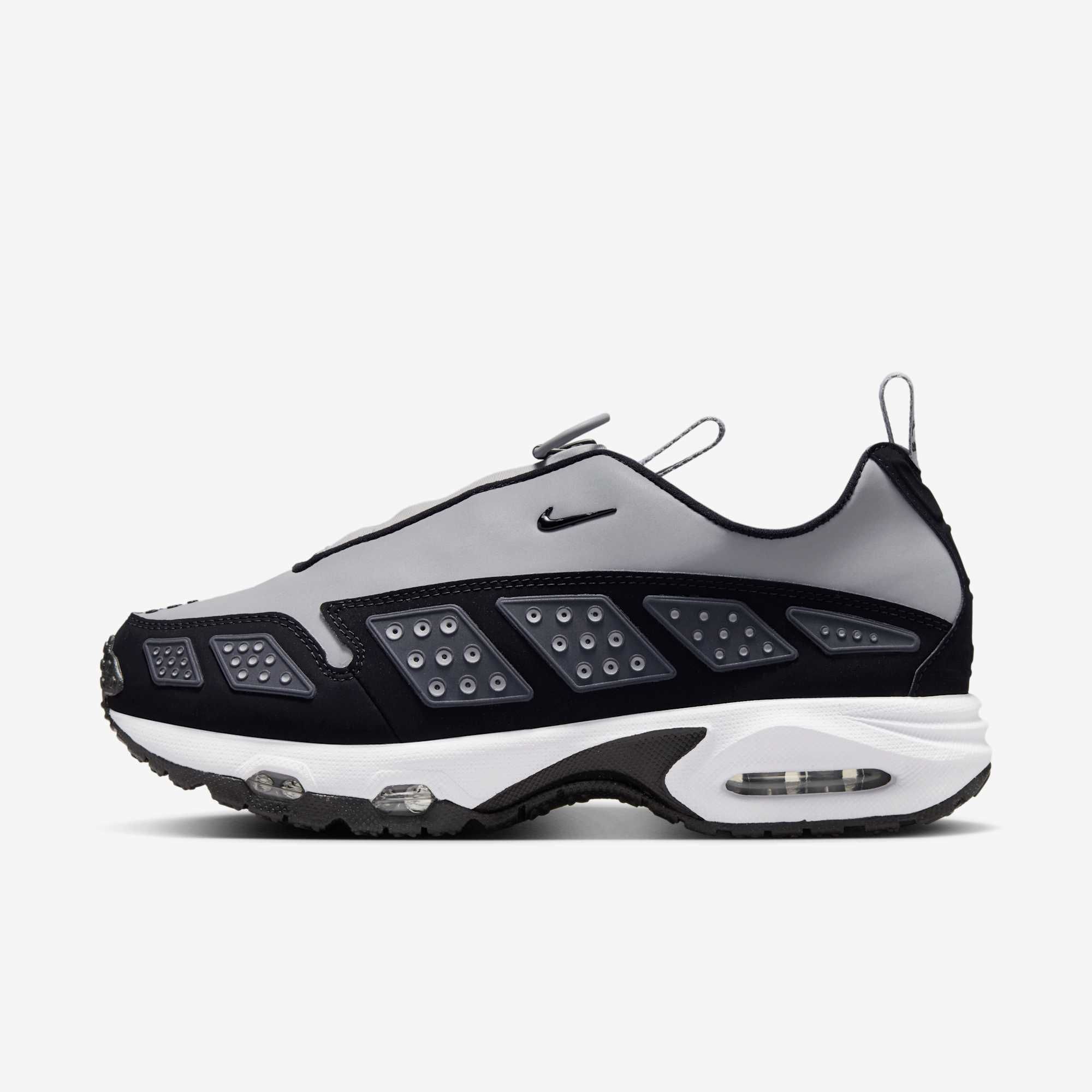 Women’s Nike Air Max SNDR “Silver / Anthracite”