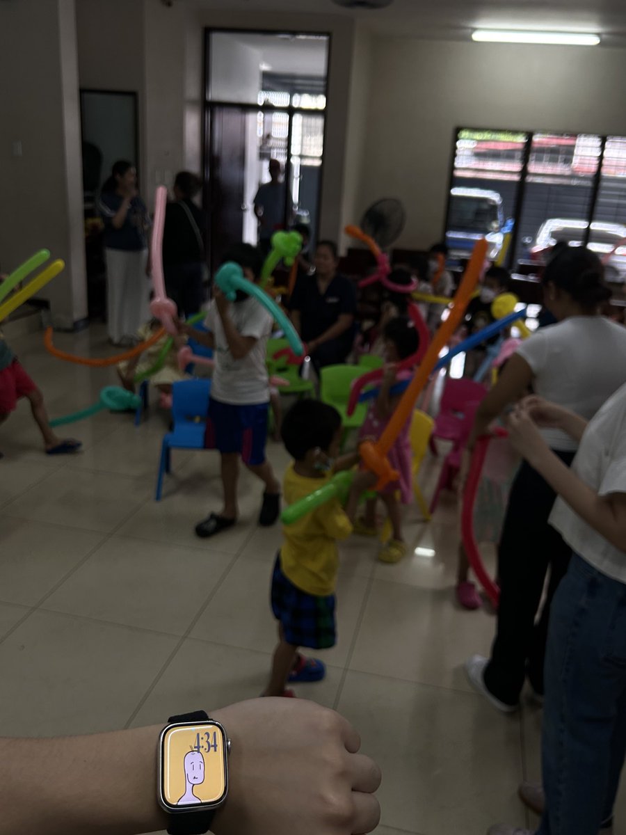 You took profits, right?

Why not share those blessings with others? 🤍

Spent the day at the local orphanage.

Bought groceries for 25 kids for the month of March.

Hired a magician/host to give them entertainment and a full hour of fun and snacks.

The show cost me about 150$