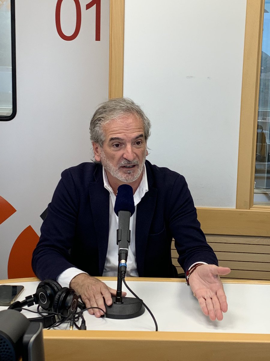 📻 #ElDeportivo de <a href="/laradiocanaria/">La Radio Canaria</a>

⚽ Convocamos Tagoror Blanquiazul extraordinario para analizar todo lo sucedido en la Junta General de Accionistas del #CDTenerife:

🗣️ <a href="/EduardoChinea/">Eduardo Chinea</a>
🗣️ <a href="/SergioAgRe/">Sergio Aguilar</a>
🗣️ #MiguelGonzález
🗣️ <a href="/joaquingz1/">Joaquin González</a>

📡 rtvc.es/la-radio-canar…