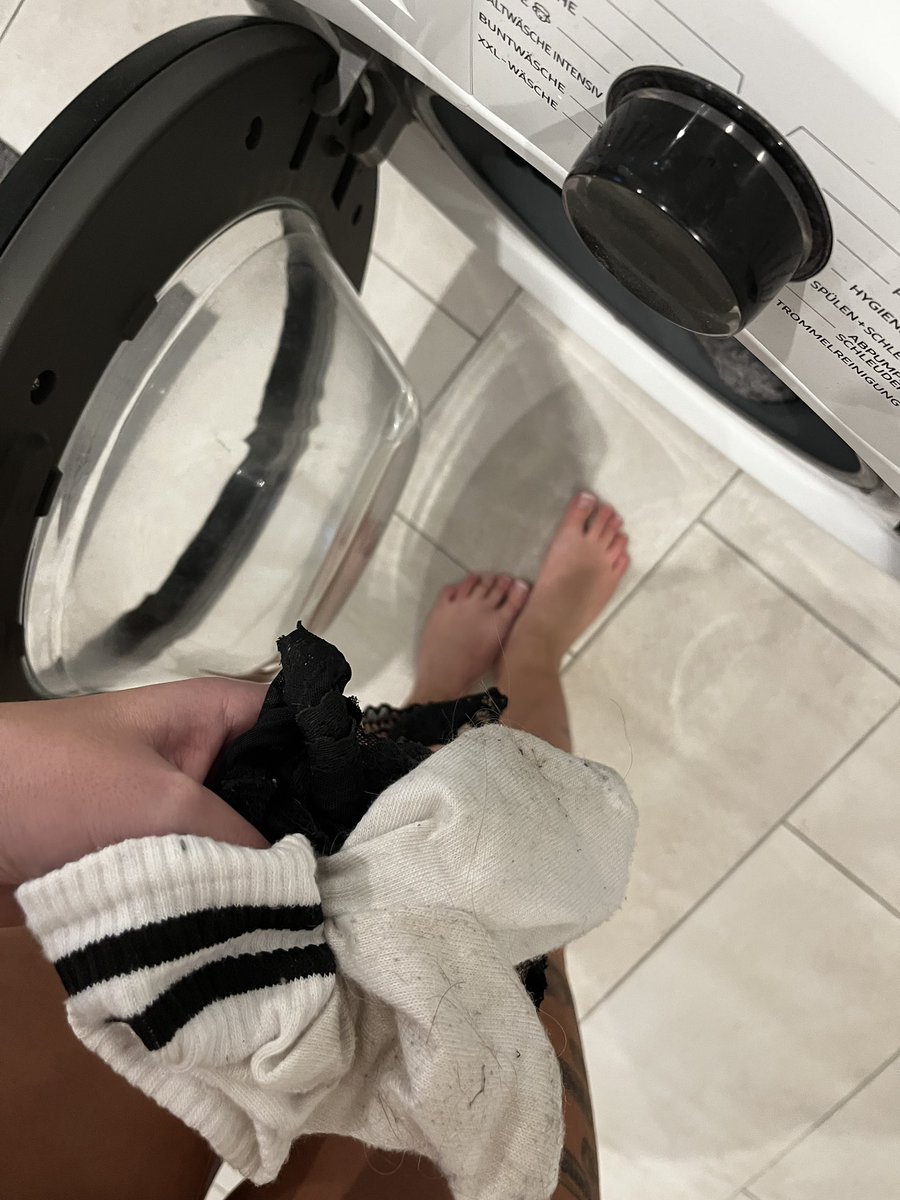 Should I wash them or send them to you? 
If you want to buy them, go to my DM's. 💸