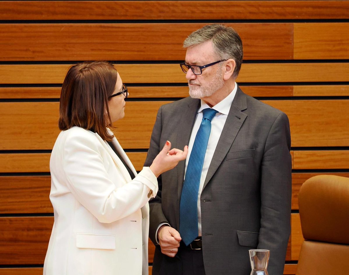ppacocyl's tweet photo. Finaliza otro pleno en las #CCyL y sigue quedando patente el olvido de la oposición por los castellanos y leoneses.
Por el contrario, desde el @PPopularCyL de @alferma1 seguimos trabajando por desarrollar políticas que afiancen los servicios públicos en nuestra región. https://t.co/wTdIAHqSen