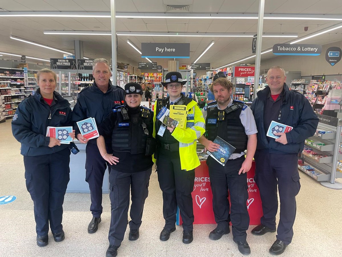 MPSChistlehurst's tweet photo. Another successful impact day in Mottingham conducted by the team working jointly with multi agencies to problem solve and engage with members of the community #Mottingham https://t.co/ge8Tlh6gEN