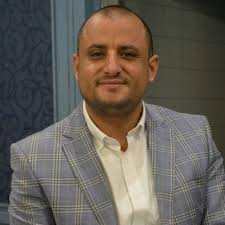 ماذا تقول على الأخ حمود محمد شرف صفه بكلمة تليق به ؟؟