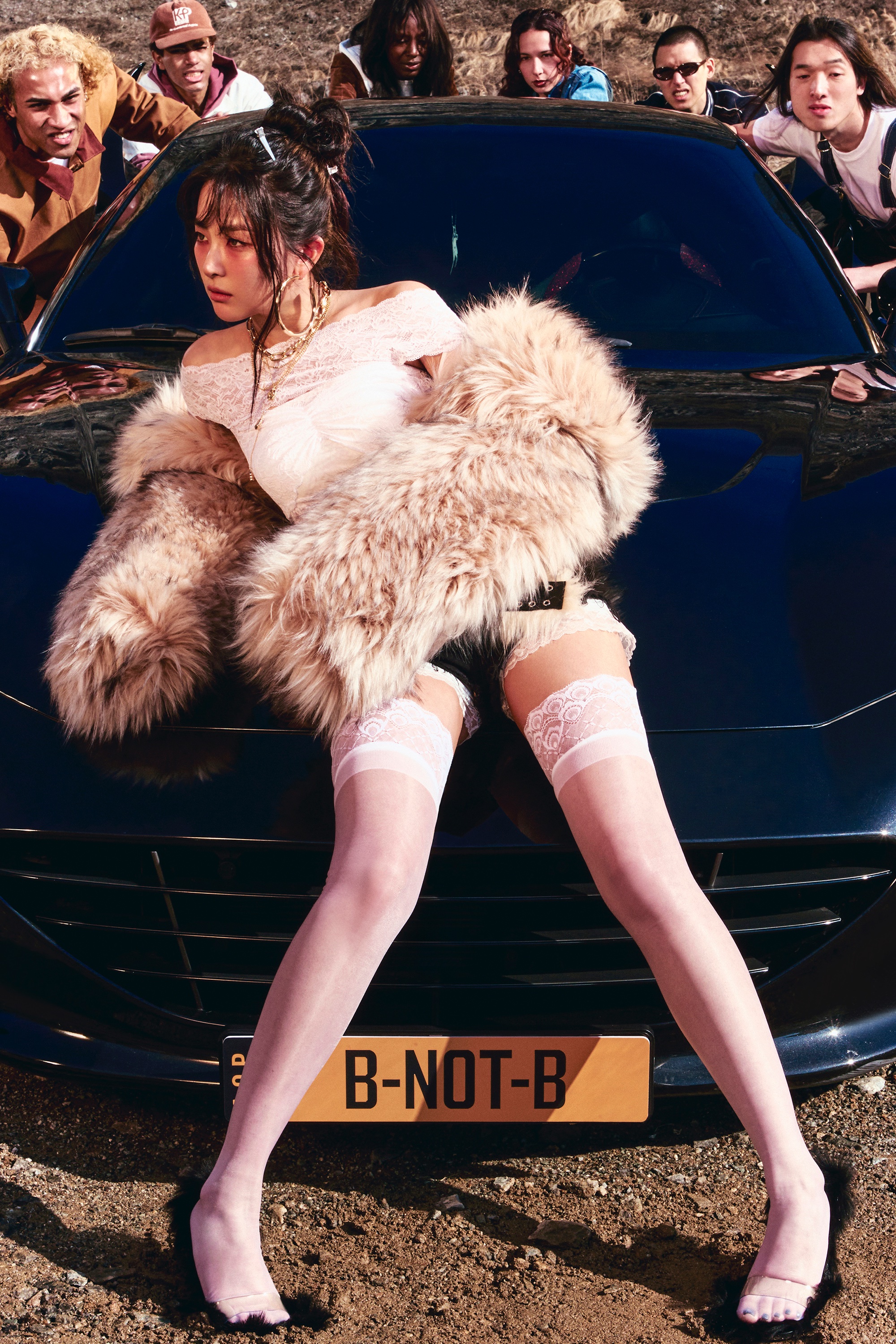 GkuM6t5XgAA6BX0?format=jpg&name=4096x4096