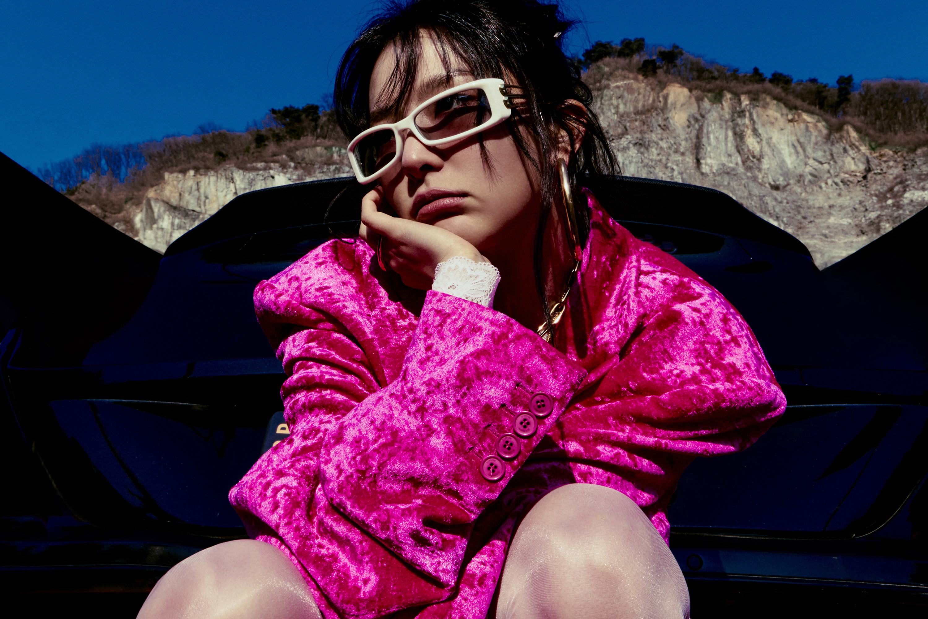 GkuNC0SbAAAosNz?format=jpg&name=4096x4096