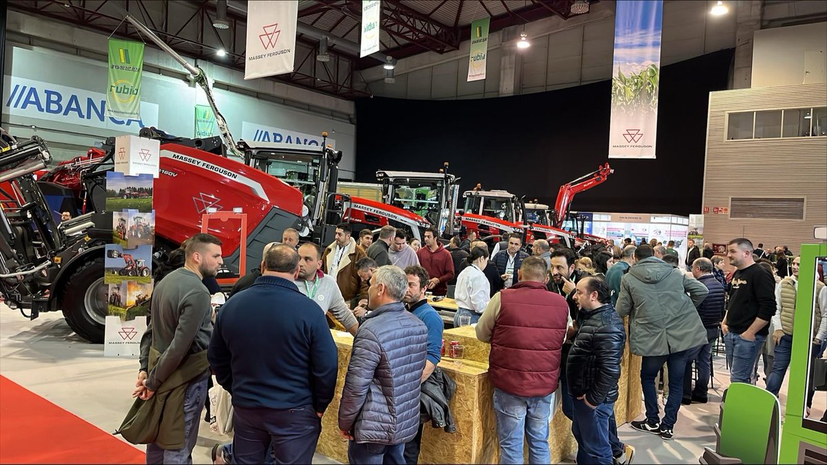 Massey Ferguson España tweet media