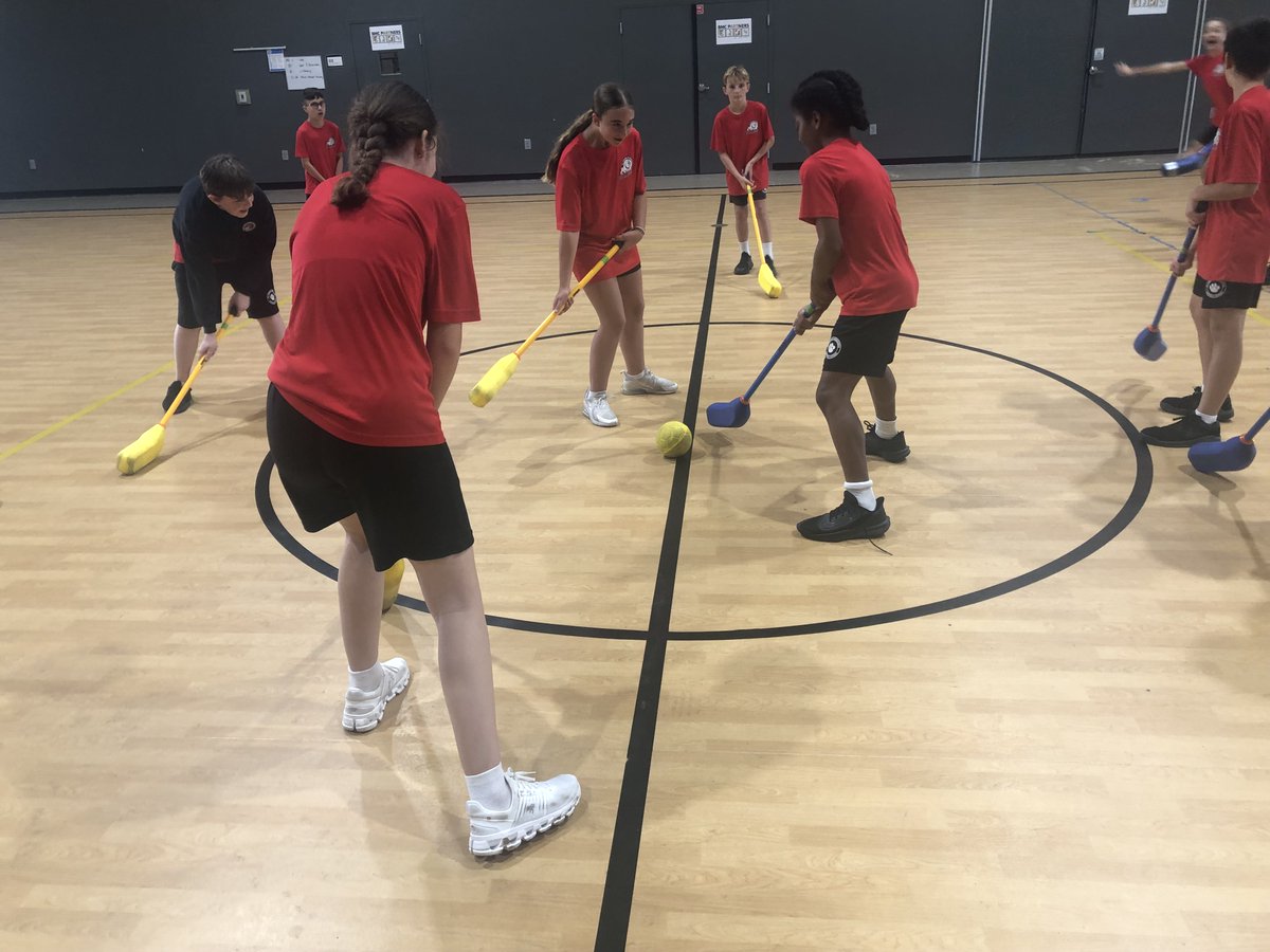 Extracurricular activities provide many benefits and opportunities for students to grow in their faith and develop their life skills. Learn about how:
stcharlesschoolorlando.org/2025/02/25/the…