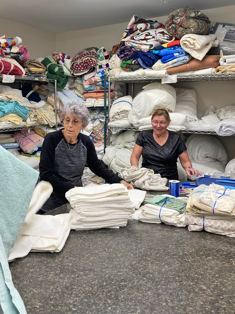 We have moved so many families out of shelter and into new permanent housing in the past 2 weeks that our stockpiles of full-size bath towels and standard bed pillows are completely depleted! See what we need on our website at newhope4families.org/immediate-needs