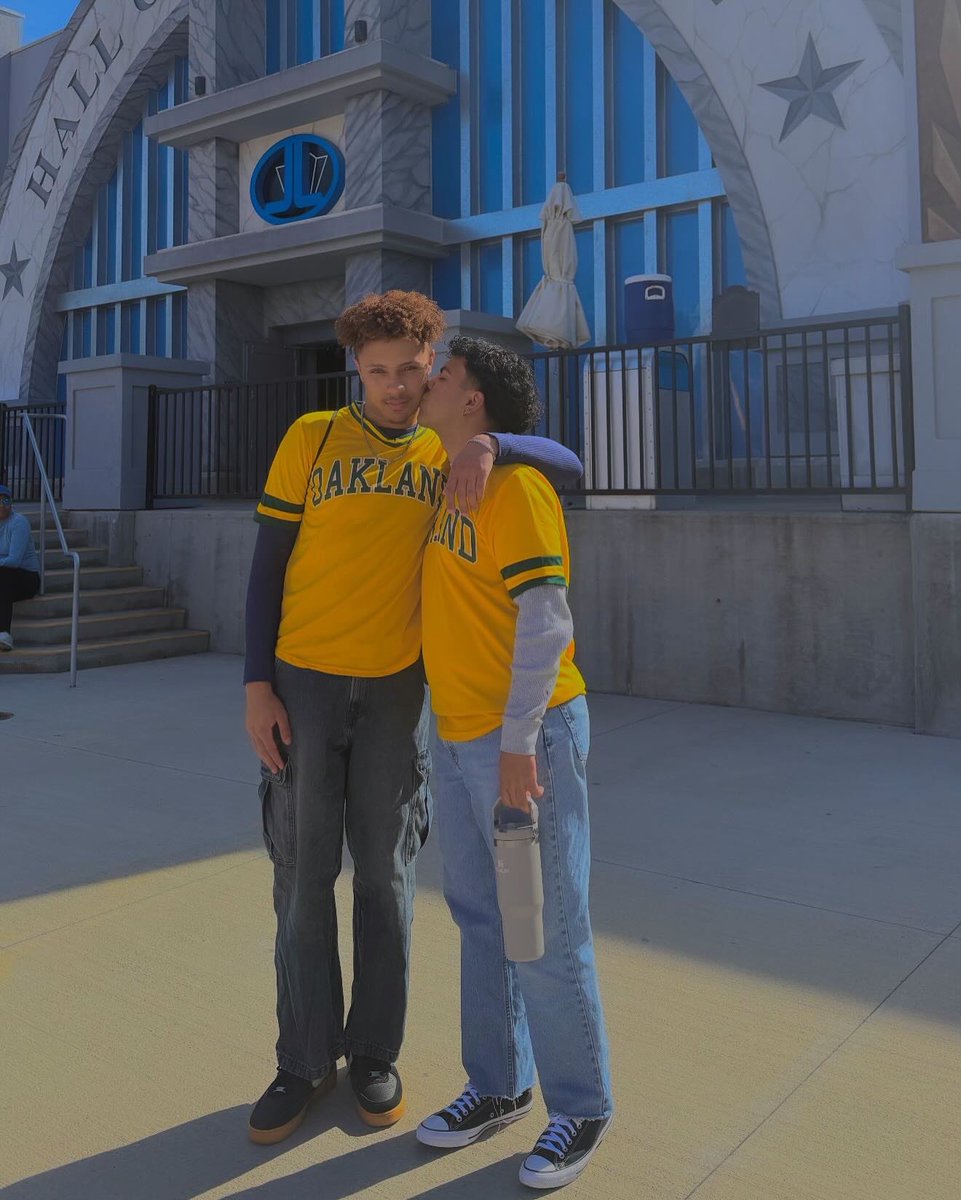 fernandoalebron's tweet image. Another year by your side. From the ‘AP kid from high school’ in 2020, to the ‘random boy I found cute at a Halloween party’ in 2022, and then the ‘random boy I kissed at a family party’ in 2023,you’ve grown into my safe haven, I’ll love you, through every life we’re given.