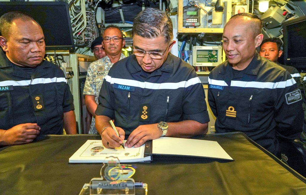 RMN SUBFORCE tweet media