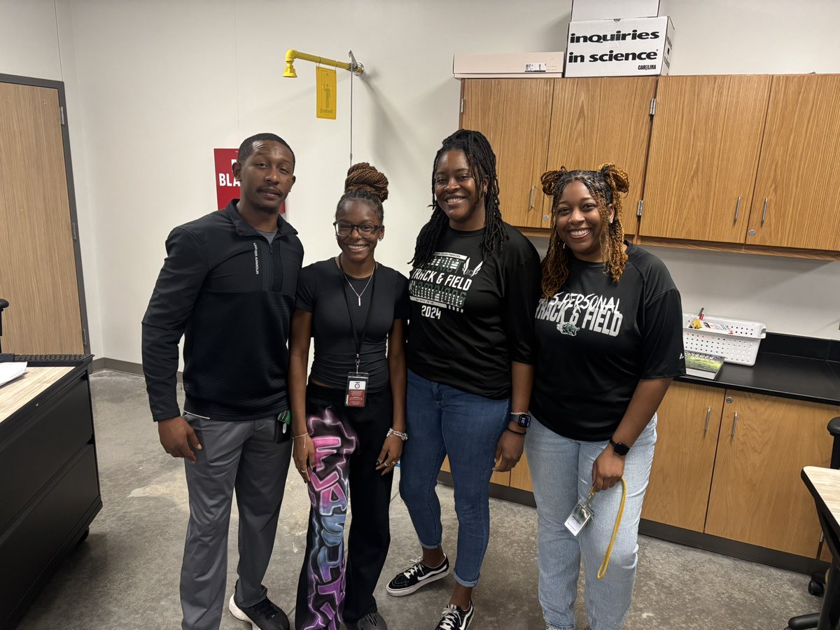 Congratulations to Ashtyn Lewis on her offer from LSU track