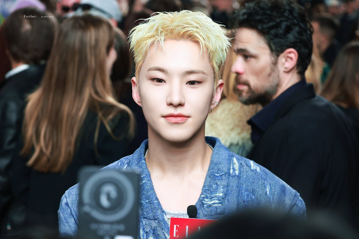 everlastksy_96's tweet photo. 250226 DIESEL FW25 RUNWAY SHOW

#세븐틴 #SEVENTEEN #SVT #호시 #HOSHI #ホシ #순영
#HOSHIxDieselFW25
#DIESEL #MilanFashionWeek 
#호시in밀라노_DieselFW25

@pledis_17 @DIESEL https://t.co/yzw0sROS1o