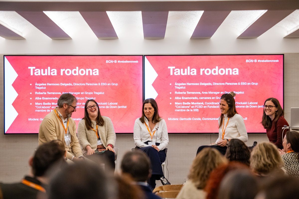 barcelonamasb's tweet image. 🎉 Èxit a la 4a Trobada de Treballem+B! +50 persones compartint reptes i solucions per avançar en la #InclusióLaboral
Vam gaudir del:
🎙️Cas d&apos;èxit del Grupo Tragaluz i @FCSDown . 
💡Taules participatives 
☕🤝 Networking per fer nous &quot;matches&quot;!

📝 Més: bit.ly/tmbmanifest