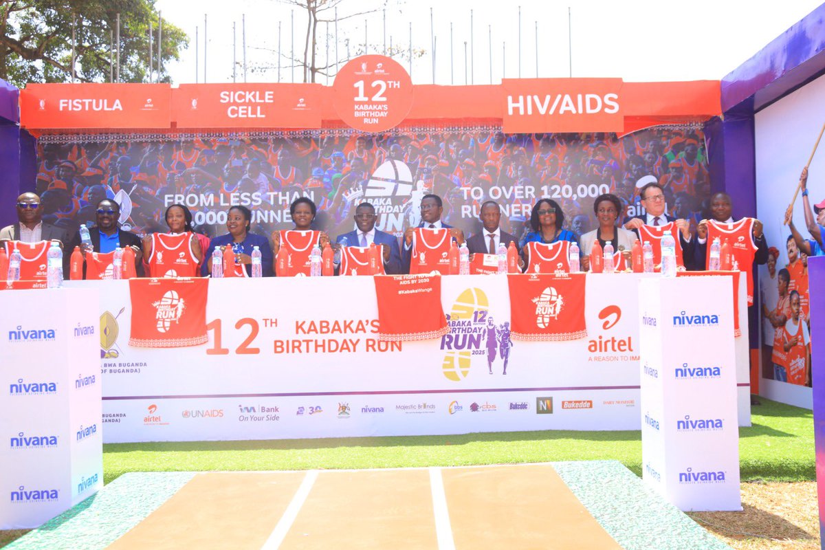 Vice Chancellor MRU (@mru_vice) on Twitter photo As he launched the 2025 Kabaka birthday run kit, the Katikiro <a href="/cpmayiga/">Charles Peter Mayiga</a> highlighted Buganda's recommitment to the #HIV response. He called on the <a href="/GovUganda/">Government of Uganda</a> to prioritize health financing amid the US freeze. As he launched the 2025 Kabaka birthday run kit, the Katikiro <a href="/cpmayiga/">Charles Peter Mayiga</a> highlighted Buganda's recommitment to the #HIV response. He called on the <a href="/GovUganda/">Government of Uganda</a> to prioritize health financing amid the US freeze.