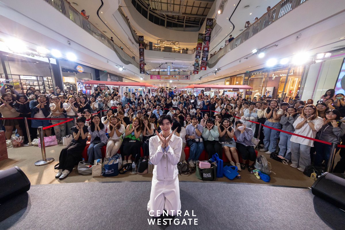 centralwestgate's tweet photo. ภาพบรรยากาศงาน
Tops of Beauty วันแรก กับ ”โทมัส ธีร์ทัศน์” ที่มาสร้างสีสันและความสนุกให้กับแฟนๆชาวเวสต์เกตในวันนี้💝🤗

#centralwestgate #เซ็นทรัลเวสต์เกต #Topsofbeauty2025 #Tops #SparkleXThomas #tthomastc https://t.co/oVfZam9rDr