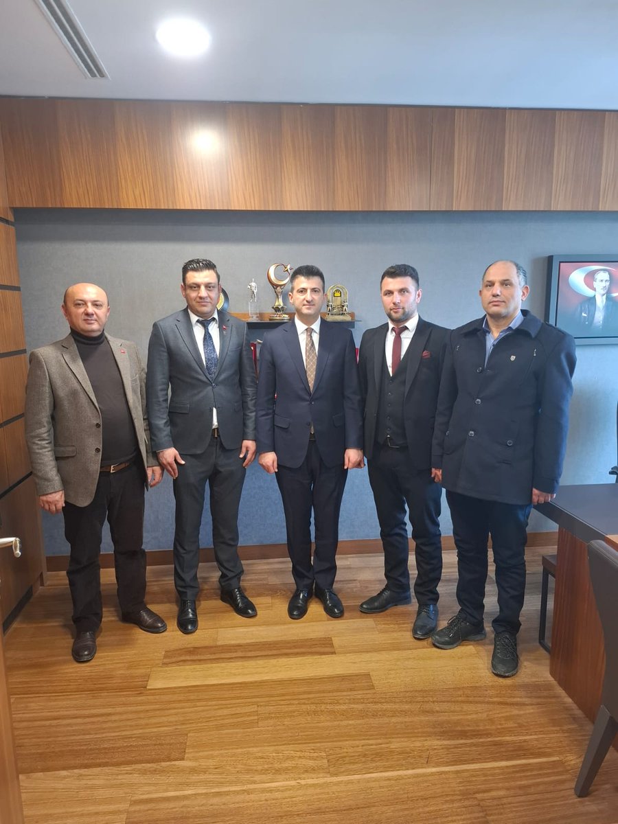 Halil Pulant (@halilpulant) on Twitter photo Bugün Adalet ve Kalkınma Partisi İzmir Milletvekili sayın Mehmet Ali Çelebi ' yi ziyaret ettik.
Malul Sayılmayan Gazilerimizin mağduriyetinin giderilmesi adına değerlendirmelerde bulunduk.
Sayın vekilimize misafirperverliği ve emekleri için teşekkür ediyorum.
<a href="/celebimehmeta/">Mehmet Ali Çelebi</a> Bugün Adalet ve Kalkınma Partisi İzmir Milletvekili sayın Mehmet Ali Çelebi ' yi ziyaret ettik.
Malul Sayılmayan Gazilerimizin mağduriyetinin giderilmesi adına değerlendirmelerde bulunduk.
Sayın vekilimize misafirperverliği ve emekleri için teşekkür ediyorum.
<a href="/celebimehmeta/">Mehmet Ali Çelebi</a>