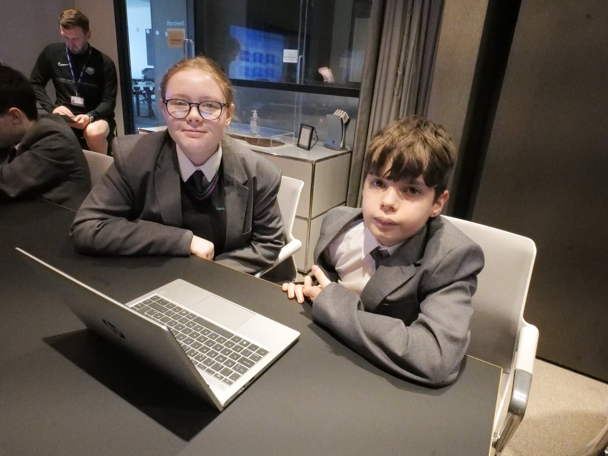 Our Trust Student Leaders had an inspiring morning with <a href="/jungleituk/">Jungle IT</a>  &amp; <a href="/HPUK/">HP UK</a> , learning about standout CVs and enjoying a behind-the-scenes tour at Kirkstall Forge!

It was a proud moment as they wore their tailored suits for the first time, looking sharp for their futures.