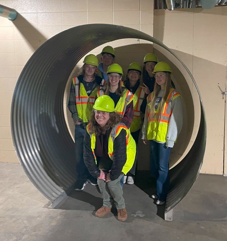 #ThankYou Green Bay Southwest High School for coming out to our facility &amp; to learn more about different career opportunities! It’s always exciting to see students eager to dive into the wonders of #Water. We hope you enjoyed the tour!
#Workforce #LoveYourPipes <a href="/greenbayschools/">greenbayschools</a>