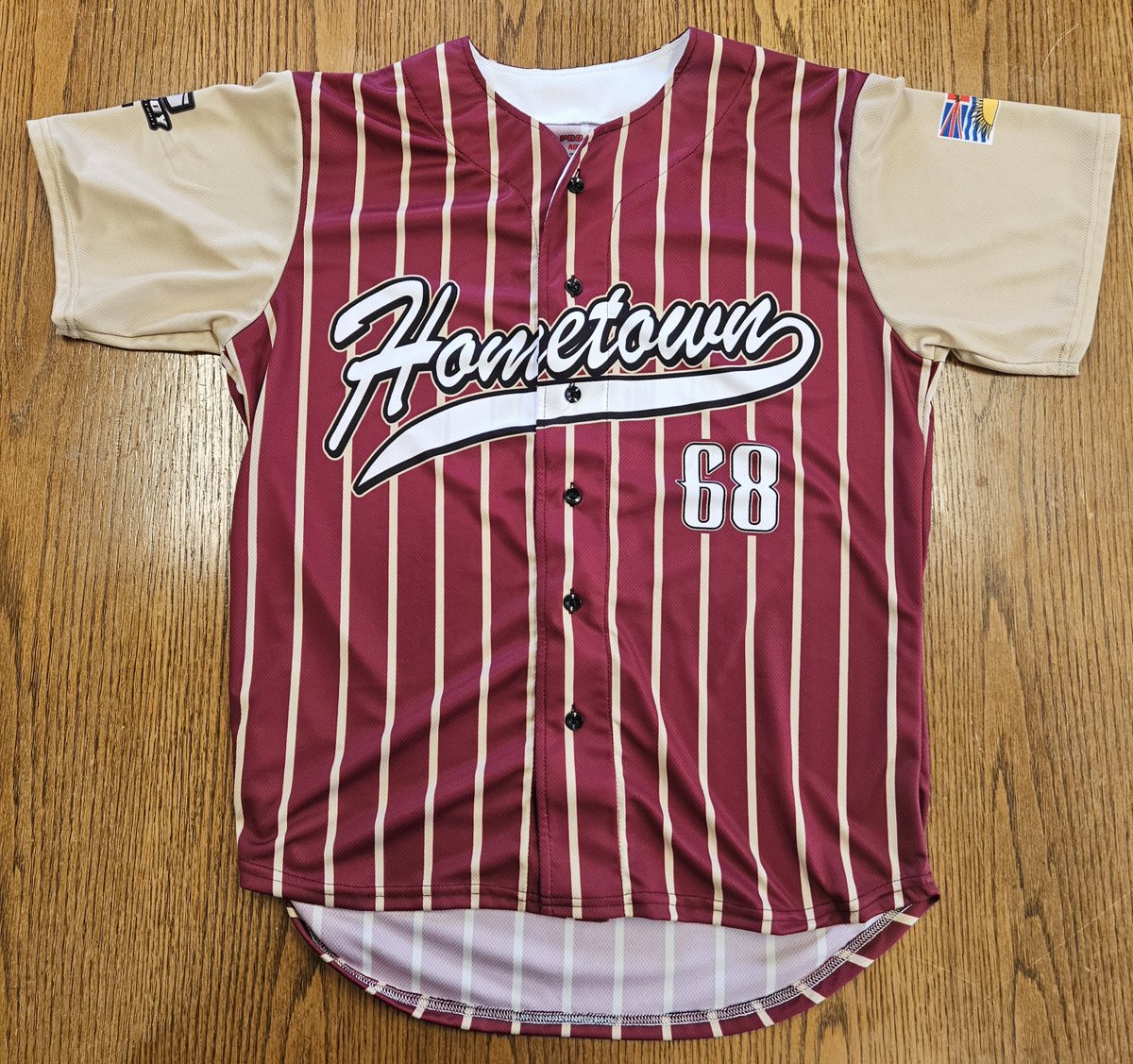 Projoy85's tweet image. ⚾️ Swing for the fences with custom baseball jerseys! ⚾️

Looking to stand out on the field? We've got you covered! Whether you're part of a team, organizing a league, or just need a fresh look, we create custom baseball jerseys tailored just for you!