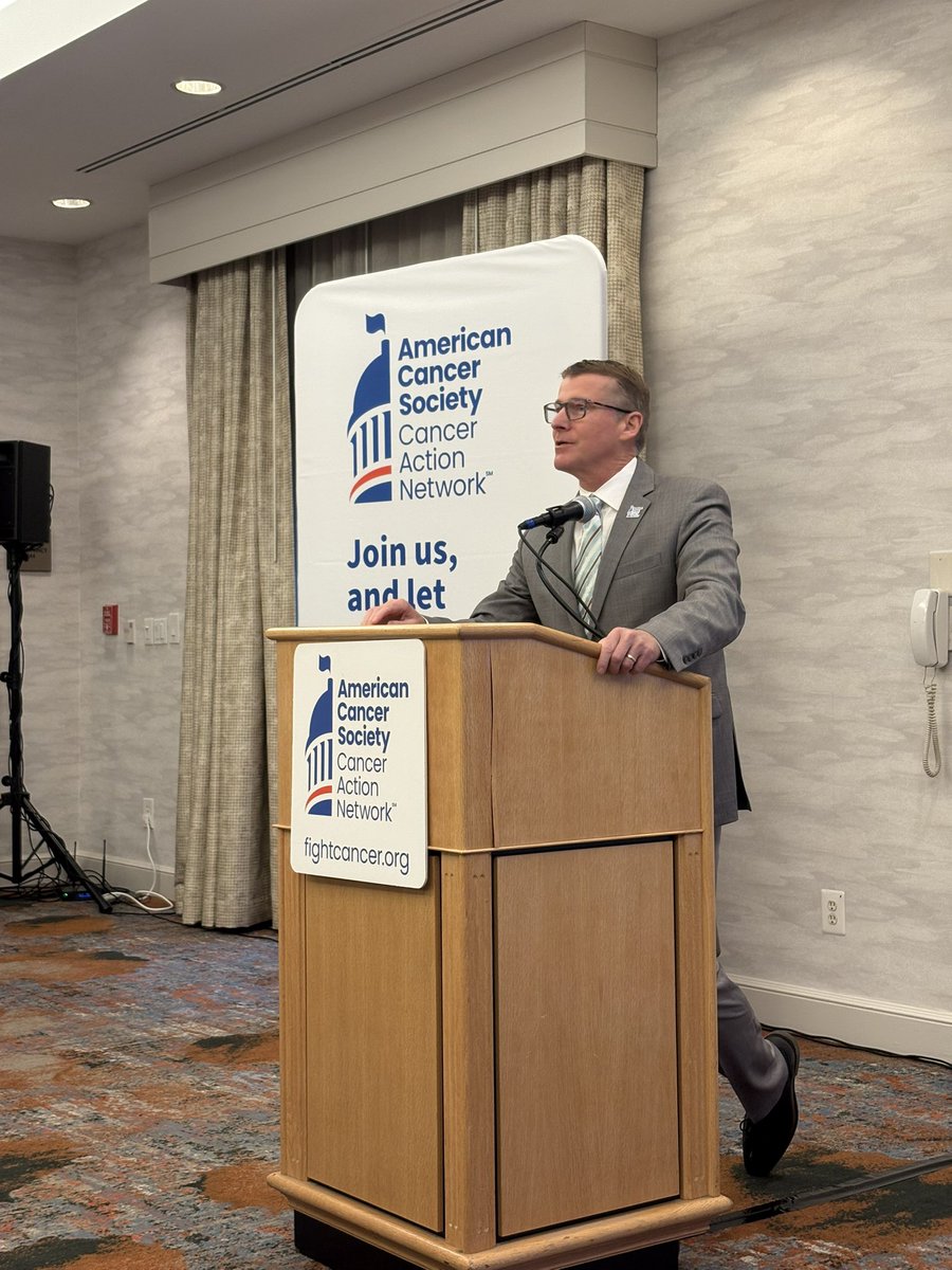 ACSCANTexas's tweet photo. We had a great welcoming program kicking off #TXCancerActionDay! Thank you to James Gray, @ACSCAN, and Kristen Doyle, @CPRITTexas, for welcoming our volunteers and sharing your stories! https://t.co/GIwdVeaUnF