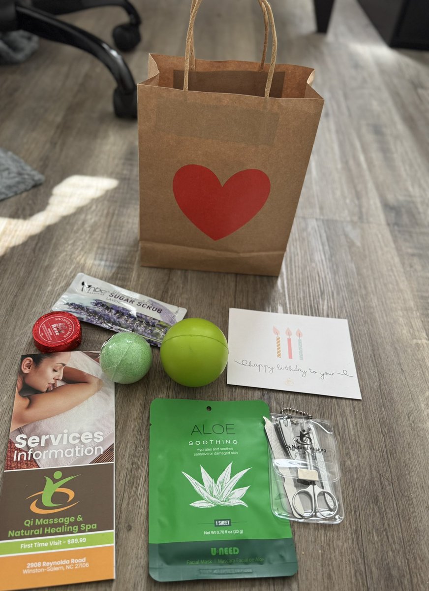 lasheikcalhoun's tweet image. I am so appreciative of the birthday goodie bag filled with spa products from the staff at Qi Massage. They even included a personal birthday card. They had this waiting for me when I finished my massage last night. #birthdaygoodiebag #spaproducts #SelfCareEssentials