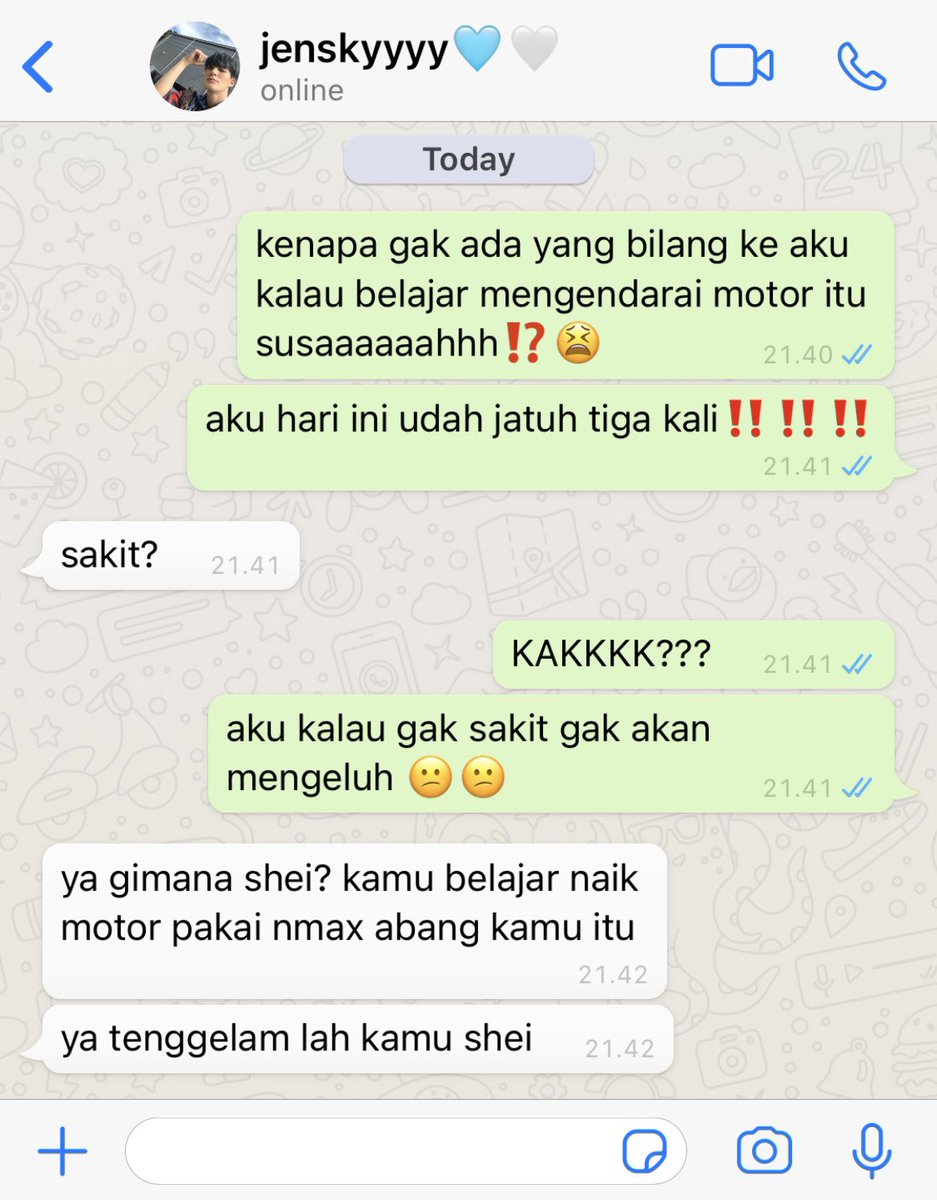 universebyim's tweet photo. #honeyjam dalam episode ternyata belajar naik motor itu gak segampang kata orang ya? kenapa sih hal kayak gini aja harus bohong? https://t.co/pY7x72J8Co