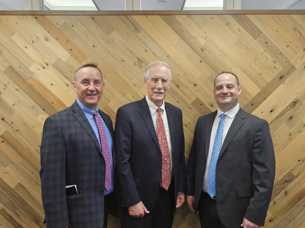 Maine AHPERD (@maineahperd) on Twitter photo Always great to visit <a href="/SenAngusKing/">Senator Angus King</a> and his staff! Please keep supporting #MoreTitleIV #SHAPEAdvocacy #SpeakOutDay Always great to visit <a href="/SenAngusKing/">Senator Angus King</a> and his staff! Please keep supporting #MoreTitleIV #SHAPEAdvocacy #SpeakOutDay