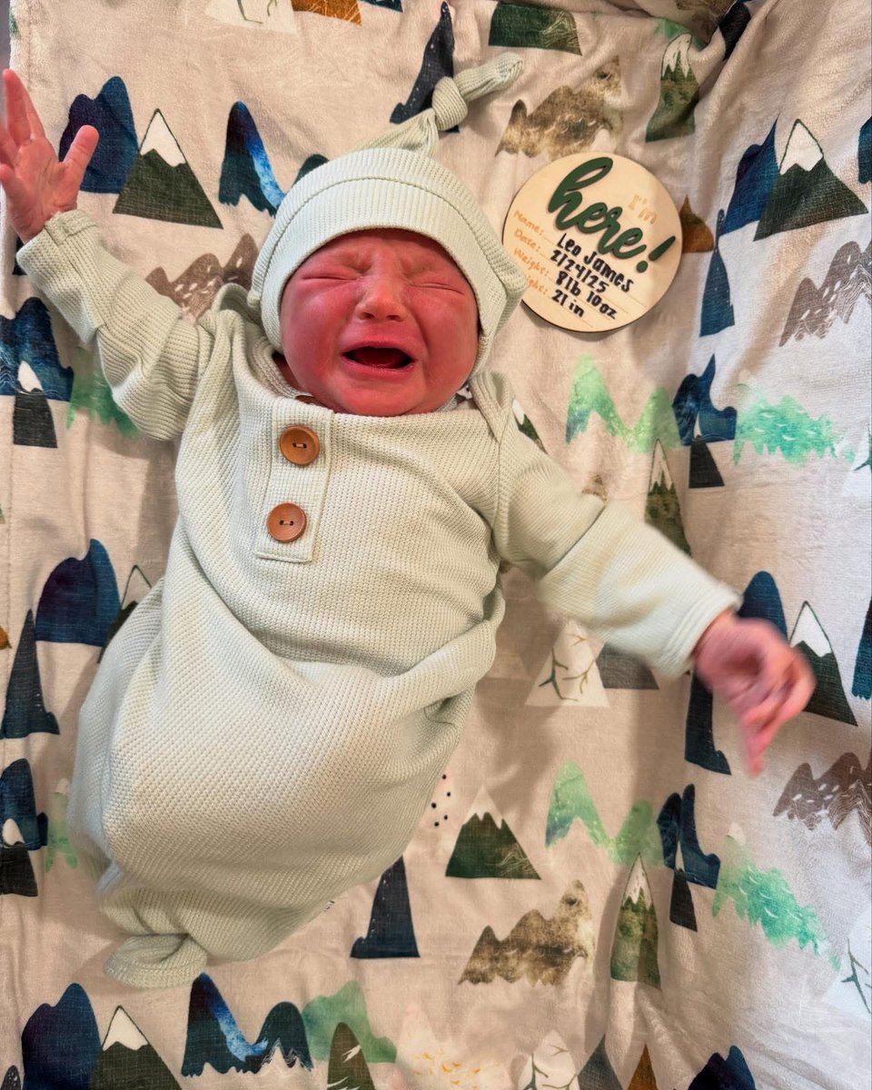 Tyler__McGee's tweet photo. Leo James McGee is here and we couldn’t be happier. 💙 https://t.co/As4dm8vjDN