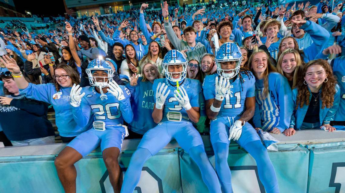 Carolina Offered!! 
<a href="/UNCFootball/">Carolina Football</a>  <a href="/mlombardiuncgm/">Michael Lombardi</a> 
<a href="/Belichick_B/">Bill Belichick</a> <a href="/MiddletownFB/">ᴍɪᴅᴅʟᴇᴛᴏᴡɴ ᴄᴀᴠᴀʟɪᴇʀs</a>