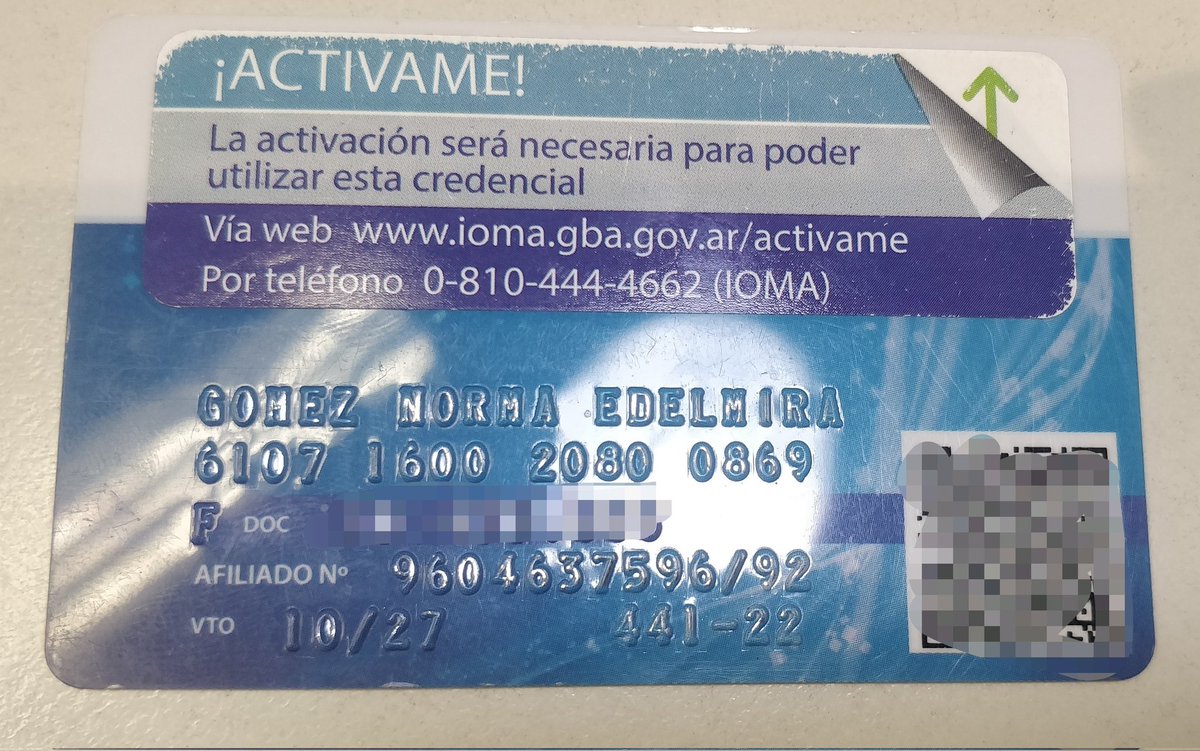 _FloRs's tweet photo. Encontré en la vereda de Av 38 y 15, un carnet de IOMA a nombre de Gómez, Norma Edelmira.
Si alguien la conoce, que me hable al privado para devolvérselo.

#LaPlata #compartir #ioma #difundir #credencial #carnet https://t.co/7XS8VUAlRE