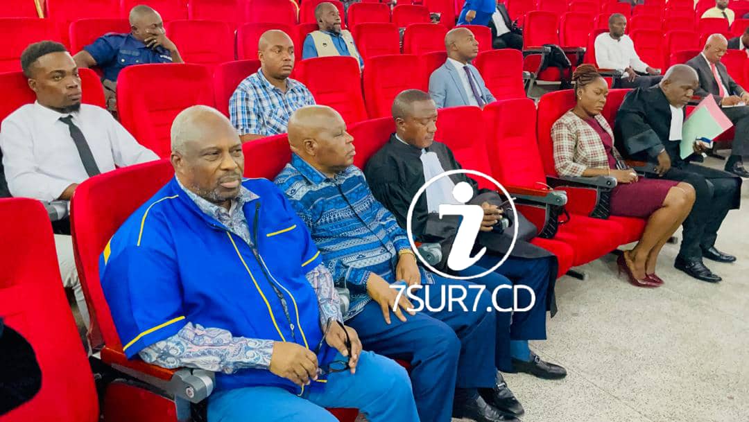 7SUR7.CD tweet media