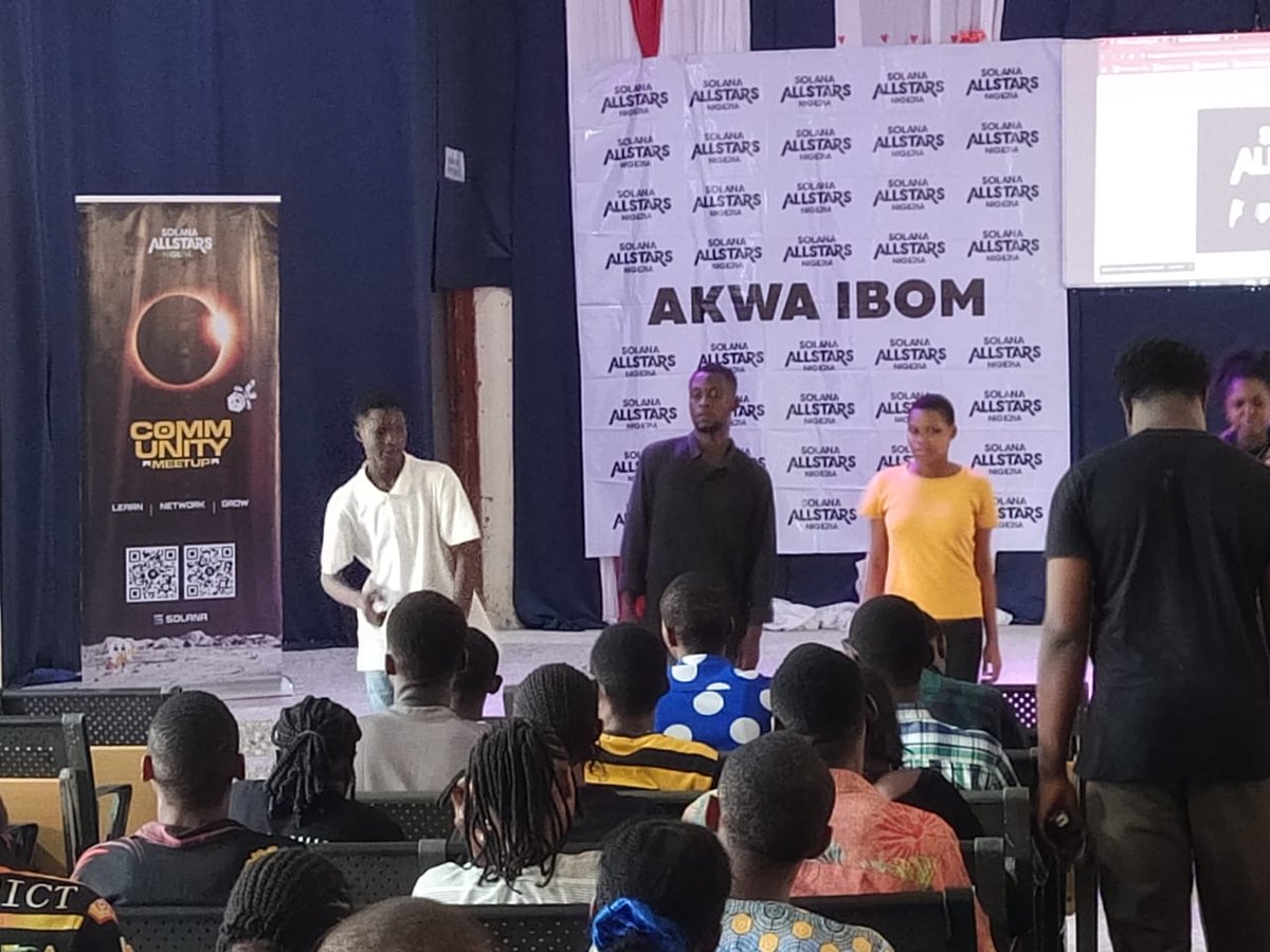 bassthoven00's tweet photo. Today's event was very impactful just like last month's. Hope to see @AllstarsNG again in my school.
#LiveInAksu @solflare_wallet @moonwalkfitness https://t.co/2QkqGaD2f6