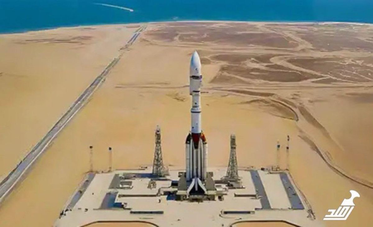💢🚨ثريد| 🚀 لماذا الدقم؟ 🤯

🏜️كيف تحولت مدينة في قلب الصحراء العُمانية إلى منصة إطلاق صواريخ إلى الفضاء 🛰️؟

🥇لماذا يعدُّ هذا الموقع هو (ثاني أحسن موقع في العالم) لإطلاق المركبات الفضائية؟ 

🗺️ولماذا تخطط بعض الدول إطلاق صواريخها من هناك؟

ما الذي يميز  الاحداثي (18°N 56°, E)؟