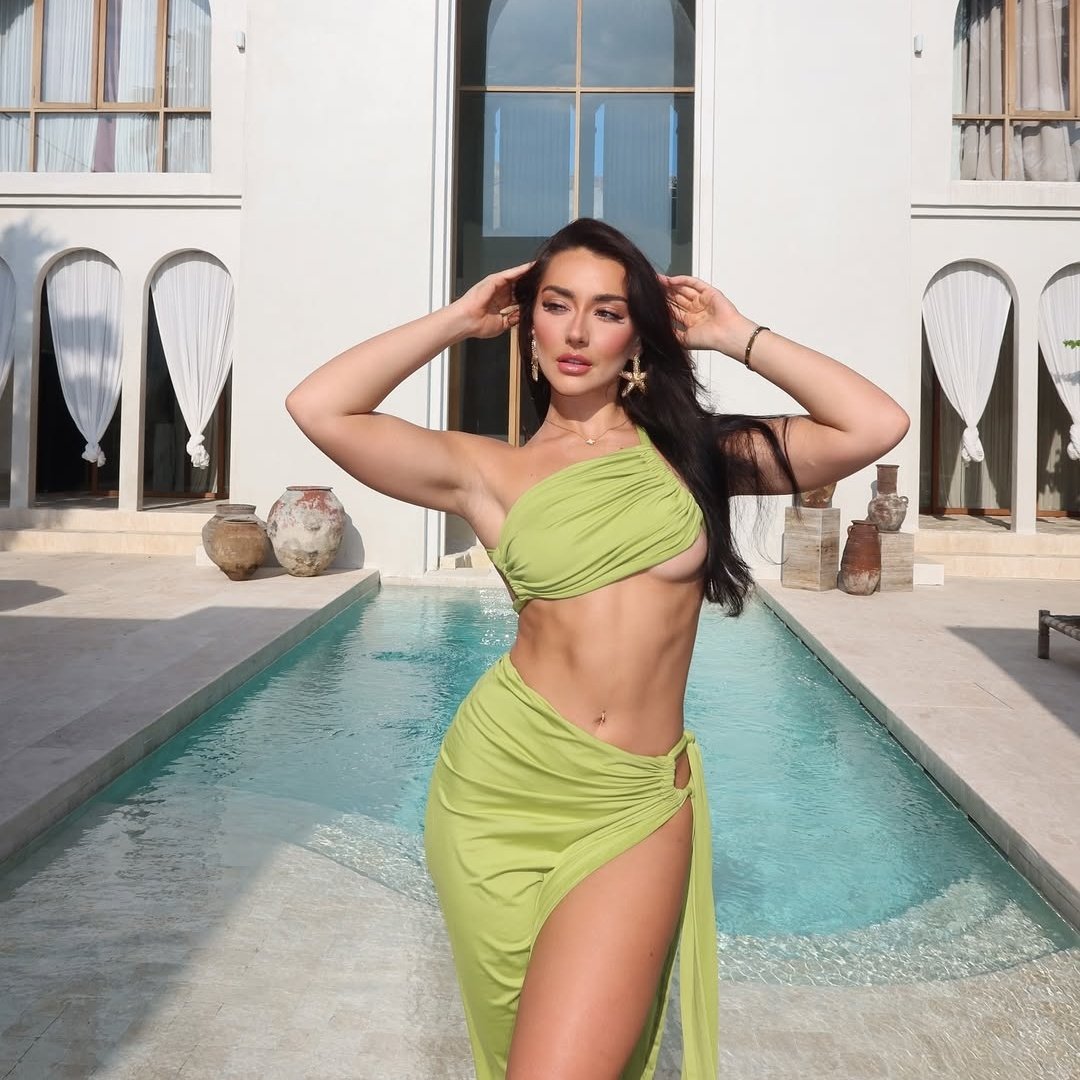Kaceygodess_'s tweet photo. @laylaabxby I am looking for a quickie say "hi" for a DM 🍒 https://t.co/Zfct2v8aMI