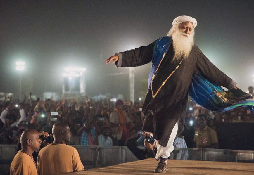 मैं ऐसे देश में रहता हूँ जहाँ पाखंड के नाम पर मूर्ख बनाने वाले बाबाओं को पूजा जाता है, और मेरे जैसे समाज को जागरूक करने की कोशिश करने वालों को गालियाँ व धमकियाँ मिलती हैं। मैं देश के लोगों से निराश हूँ, लेकिन मुझे यकीन है – एक दिन आएगा जब यह देश इन ढोंगियों के चंगुल से आजाद होगा!