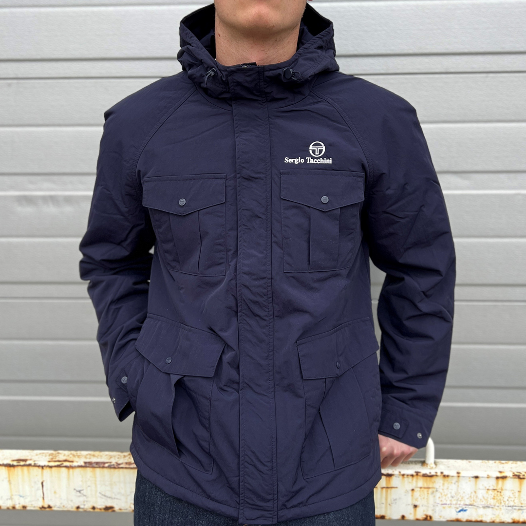 casualclassics's tweet photo. 80sCC x Sergio Tacchini exclusive following the best selling terrace bomber. A classic 4 Pocket lined jacket in sizes M-4XL at £99. A longer length and great everyday style.
Get yours here: https://t.co/rp9SVmkGy9
.
.
#sergiotacchini #cooperjacket #jackets #80scasualclassics https://t.co/Hz0ZI7bmK9