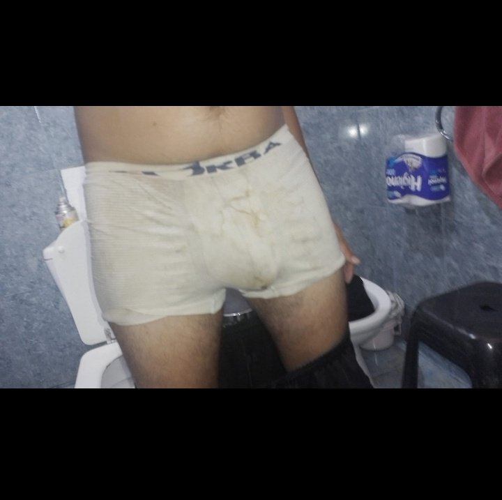 qkick15's tweet photo. Quien de Buenos Aires? Alguien que tengas ganas de oler mis boxers con leche y meo? Y que tenga ganas de comer mierda?🤭😈 https://t.co/mNe4enqLA3