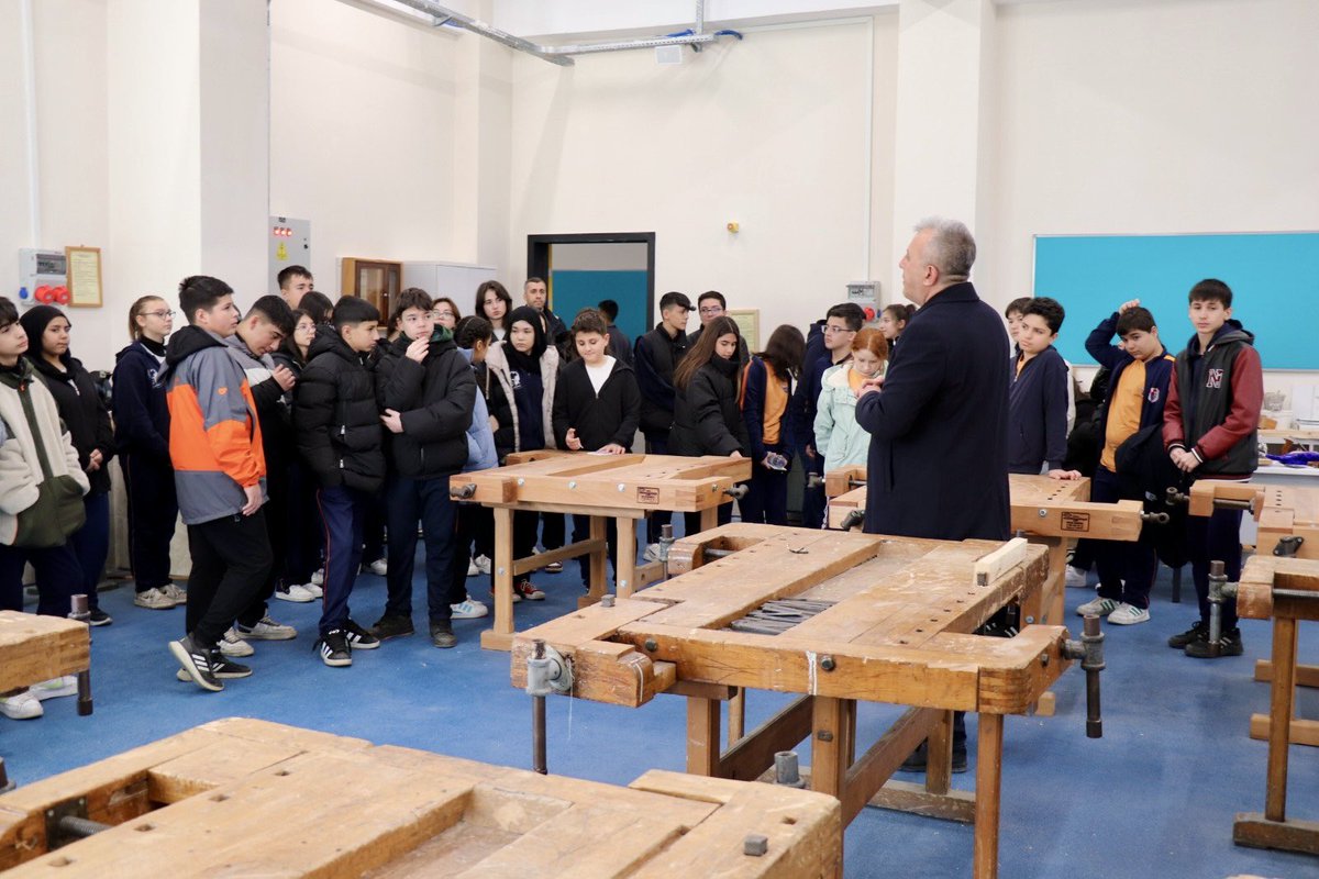 Bursa Çimento Fabrikası Ortaokulu 8.sınıf öğrencileri bugün okulumuz ziyaret edip alanlarımızda incelemelerde bulundular.