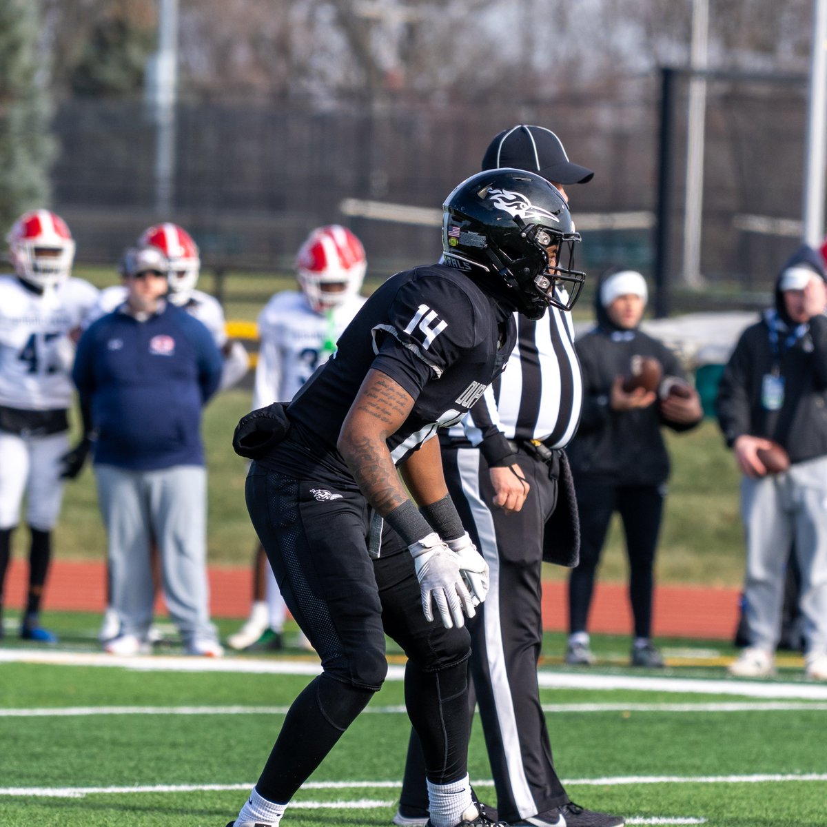 Coach_PauleyD's tweet photo. DBs Still Available‼️👇

BJ Mayes (@BjournMayes): NB/LB 6'0 215
https://t.co/edTyMGOliG

EJ Blackshire (@414_EJ): CB 6'2 200
https://t.co/FMe8xgir9A

Khamrin Boecker (@Kham_boecker1): SAF 6'3 190
https://t.co/dkuzj70Jik https://t.co/Ezg7chgSAk