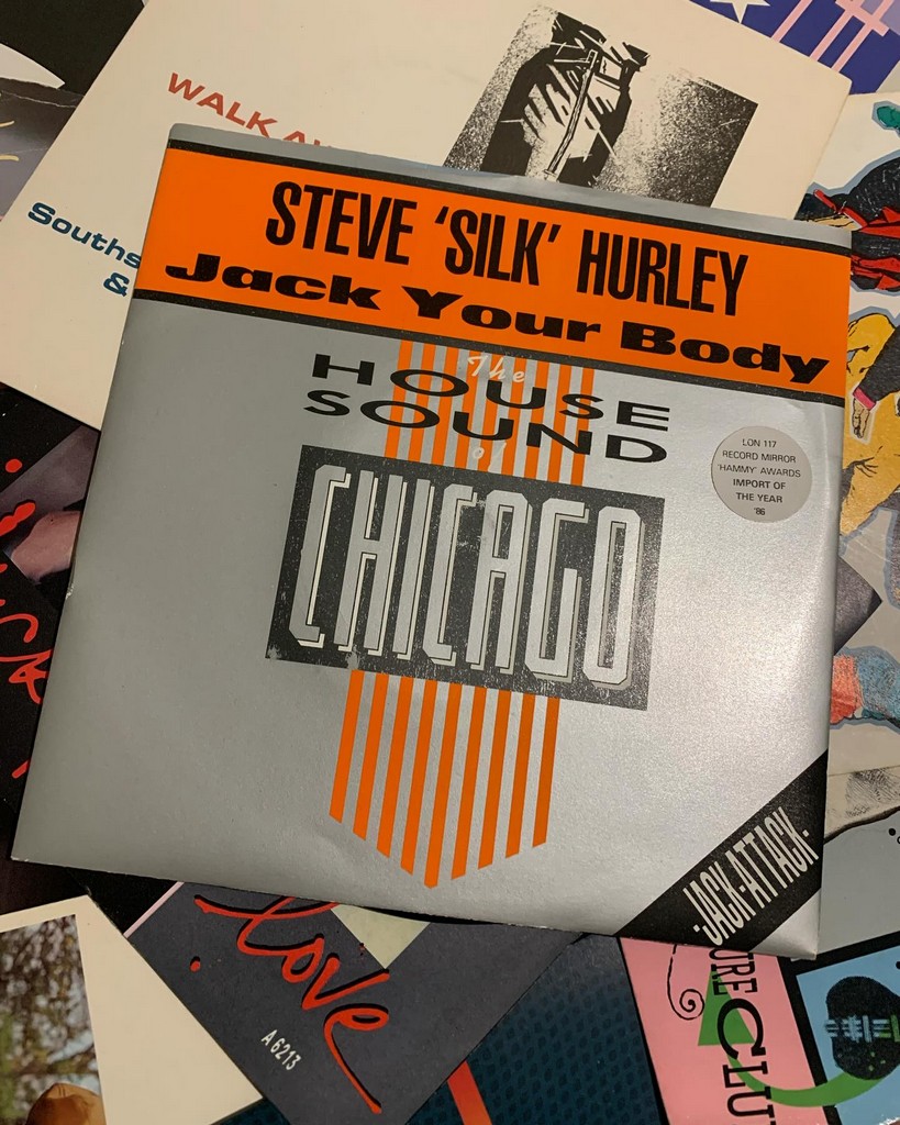 AFExploration's tweet photo. Steve 'Silk' Hurley - Jack Your Body (1986)
#45vinyl #stevesilkhurley #jmsilk #jackyourbody #1986 #1980s #80smusic #chicagohouse #house #electronic #7inch #gxml
Wordpress - https://t.co/MHIPgtP3D0
Blogspot - https://t.co/NEnLifR7LR https://t.co/kCyosoRdSr