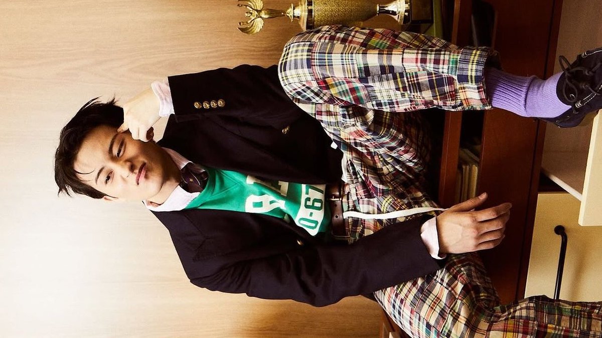 haecban's tweet image. More Polo, more attitude—you all know the drill. Plaid, layers, and that signature touch of style. Bold, but make it iconic. The colors? Poppin’. The vibe? Unmatched. The fit? A whole statement. Just me, #PoloRL, and a little extra flair. Because why not?