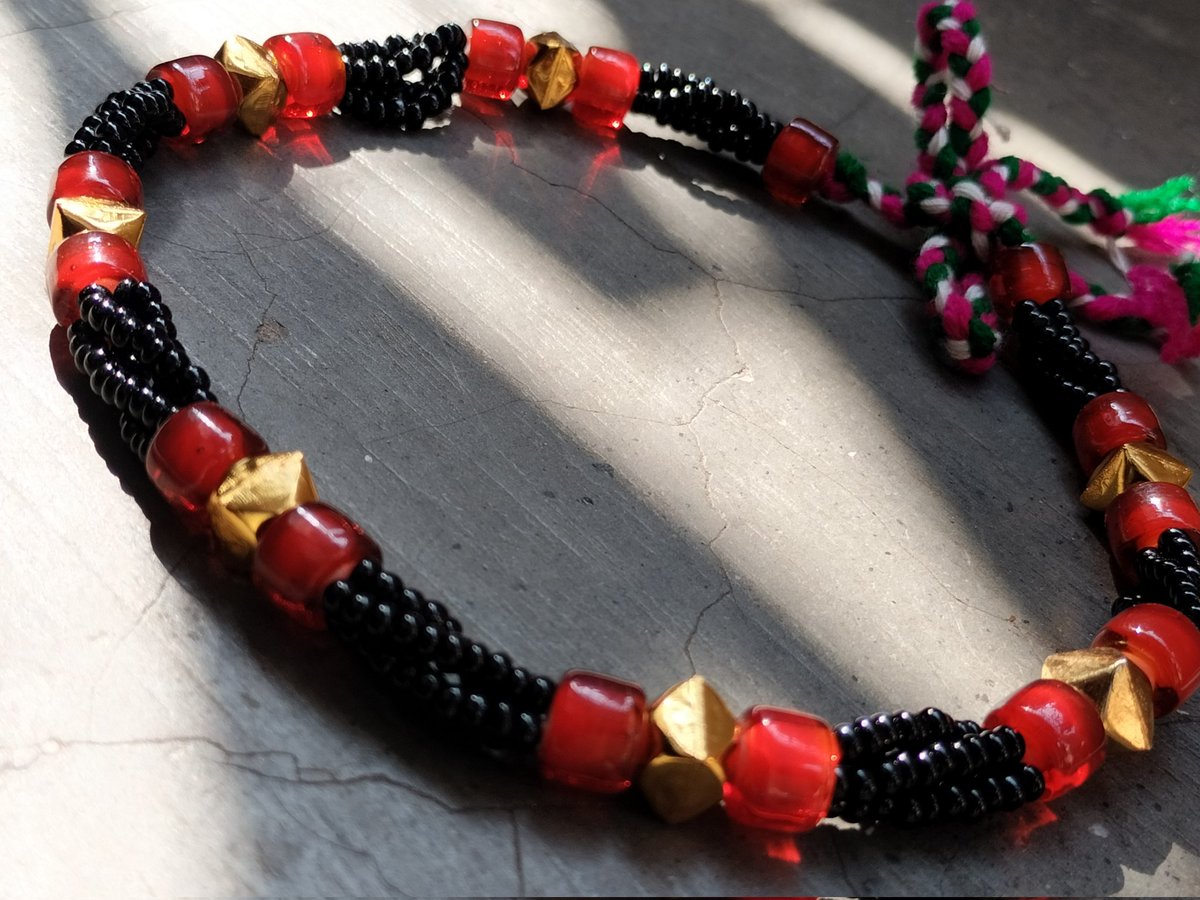 Beadspark112233's tweet photo. "Jewelry as unique as you!"💎 From colorful necklaces to intricate beadwork, Beadspark brings elegance to every occasion. DM for custom orders! 🛍️✨ #HandmadeWithLove #Beadspark https://t.co/cLuynTdHF6