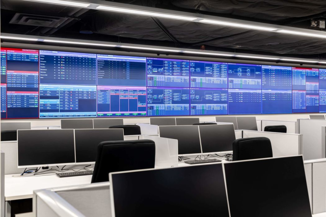 Rising complex data and connectivity needs led Boston Children’s Hospital to T-Mobile for a #5G hybrid network. It’s a secure, scalable lifeline for care and a #TechUpgrade for #HealthcareInnovation. Read about it in the WSJ: dy.si/yTxf4