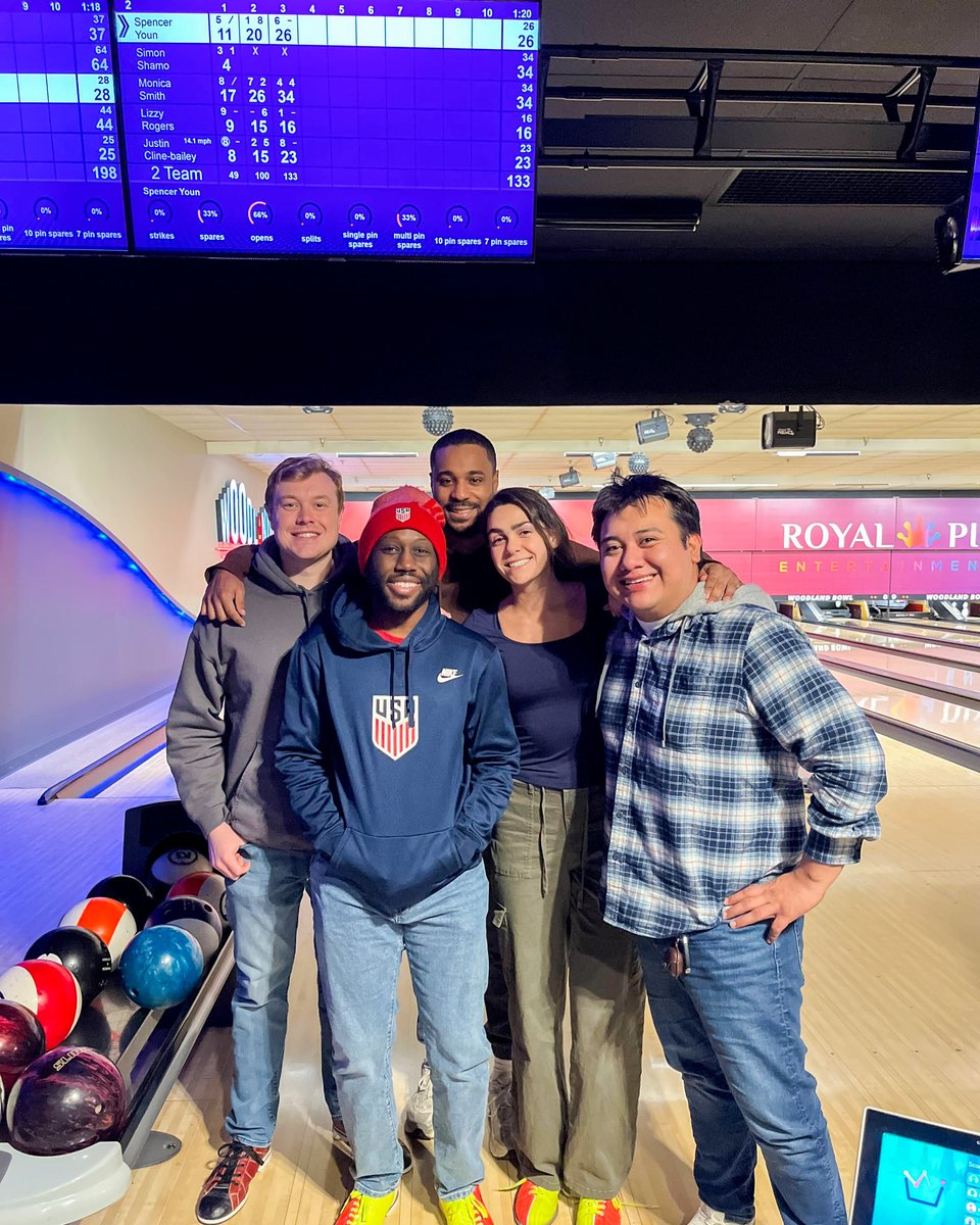 OneCause's tweet image. Rolling through winter with strikes and smiles! 🎳

Check the scoreboard, who are we thinking won the game? 👀 

#Bowling #Indianapolis #OneTeamOneCause