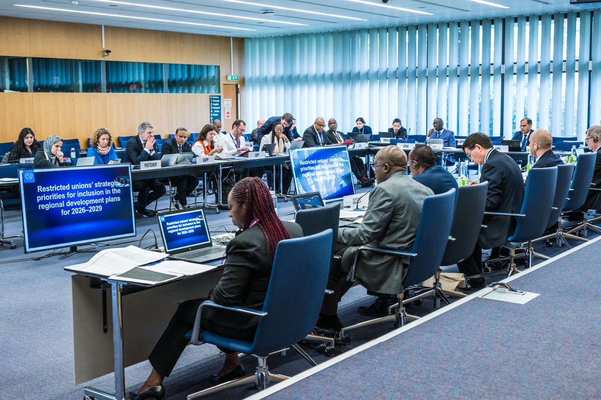 UPU_UN's tweet photo. A strong partnership with restricted postal unions is key to ensuring the UPU's #PostalDevelopment work meets each region’s unique needs & priorities✅
Today’s meeting during the UPU CA focused on enhancing synergies, coordination & cooperation🎯
🔗https://t.co/xeQZ85pZvl https://t.co/bWx5xXqcIZ