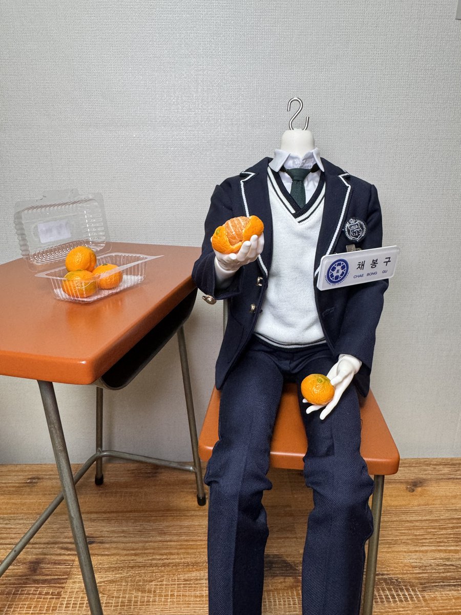 봉구야..니헤드 곧 나랑 1주년이야..
😭
24년 5월 주문헤드+관절손
언제쯤 오렌지..?🥹
🤤<a href="/PenguinW_shop97/">펭귄공작소97</a> 
#TelesthesiaDoll
ㅅr ㅈi MA…