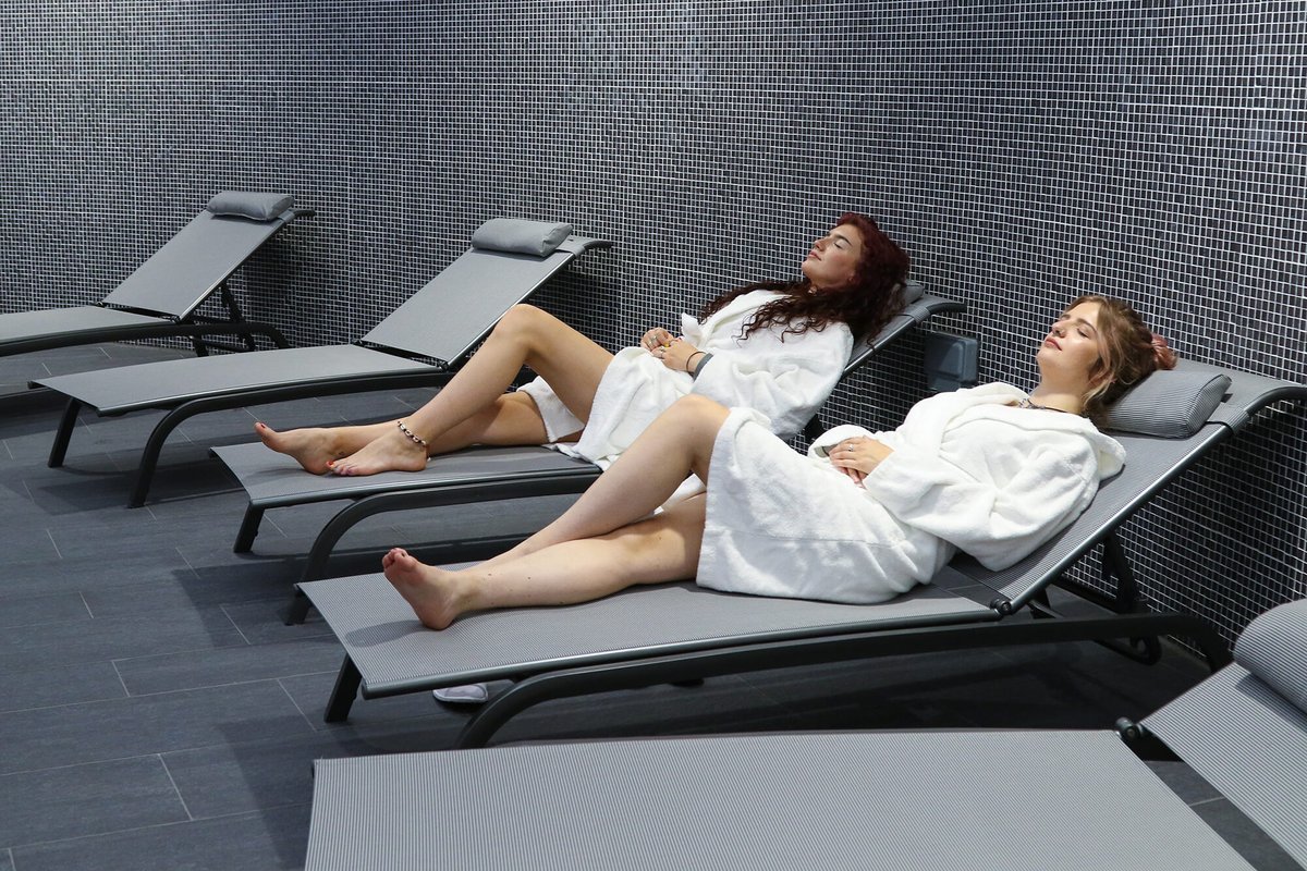 We #HIRING | Mana Spa

☺️ Spa Attendant
- Ensure a high standard of cleanliness and maintenance. 

☎️ Spa Customer Service Advisor
- Deliver an exceptional, personable and professional customer experience. 

Apply now:
cvlife.co.uk/job-vacancy/