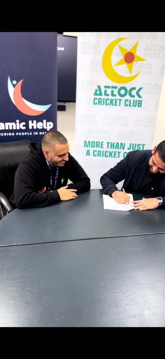 Attockcc's tweet image. Thrilled to renew our partnership with @IslamicHelp, restoring a strong bond built on years of vital projects. Together, we’ll use cricket to inspire and transform lives while supporting those in need. Exciting times ahead! #Partnership #CricketForChange #IslamicHelp